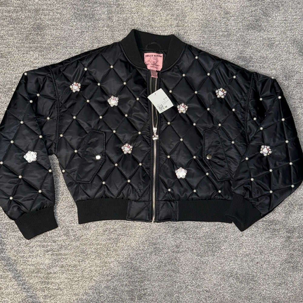 Hello Kitty x Forever 21 collection Cropped Jacket! Women’s Medium NWT!